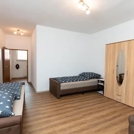 Modern 3*