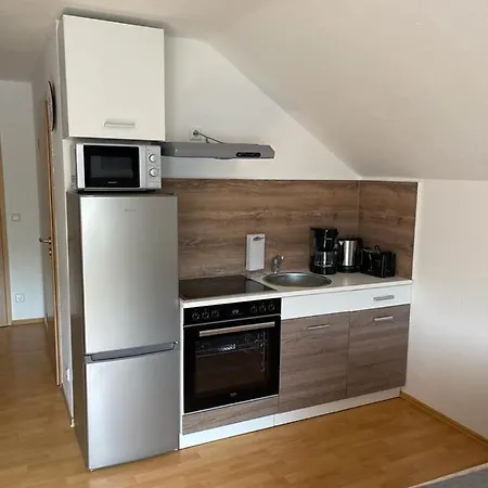 מלון Weibertreu וויינסברג