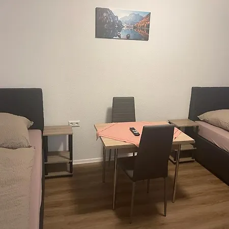 Modern 3*