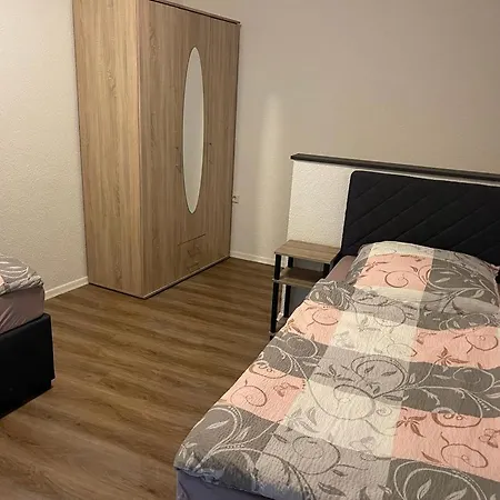 מלון Weibertreu 3*