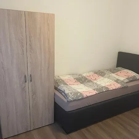 Modern 3*